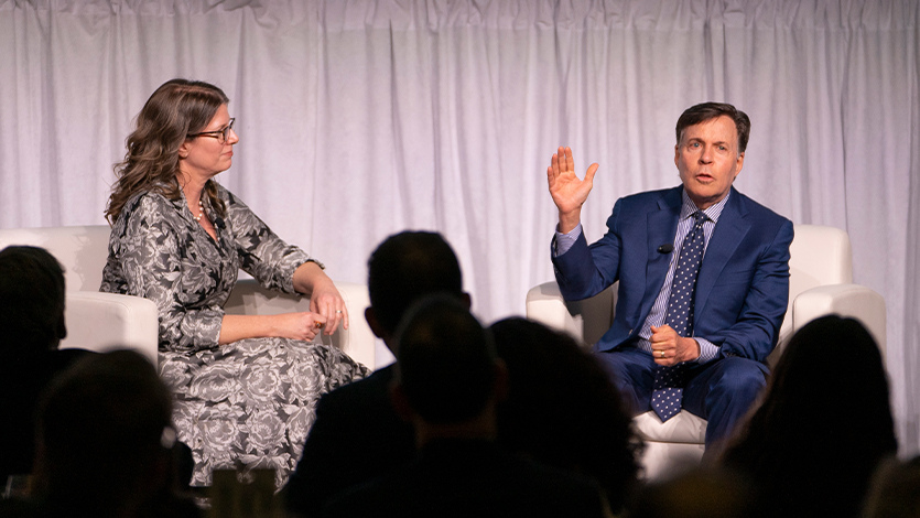 Jane McManus, Director of the Center for Sports Communication (left), hosts a discussion with Bob Costas (right)