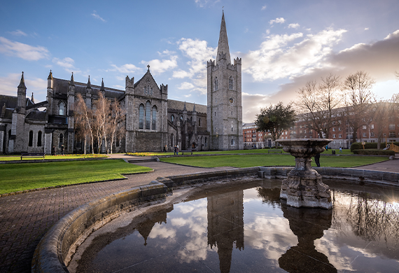 Image of a castle in dublin, ireland 