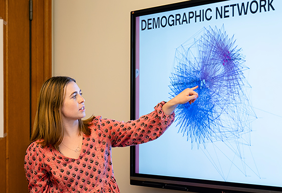 Image of Gabrielle Knapp '26 presenting her research at the Marist Poll.