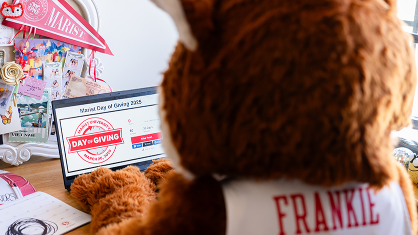  Frankie the Fox prepares for Day of Giving. Photo by Nelson Echeverria/Marist University.