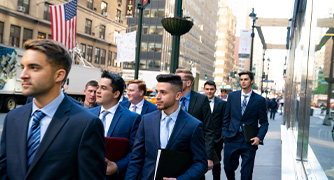 Image of students on the NYC Career Trek