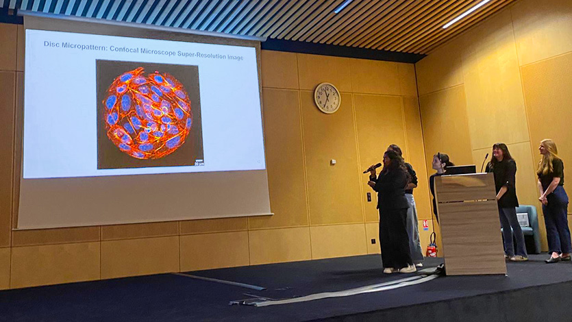 Image of Dr. Becuwe’s Marist students in Paris presenting the results of their research on the image.