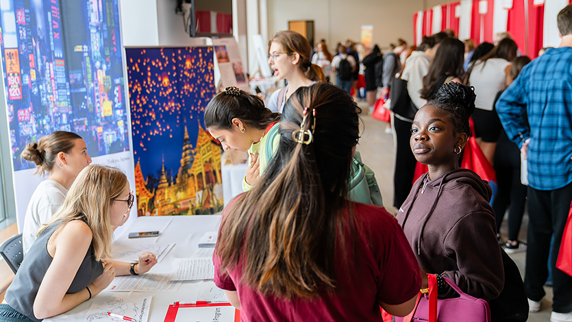 Image of students at Study Abroad fair.