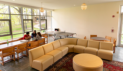 image of leo common area